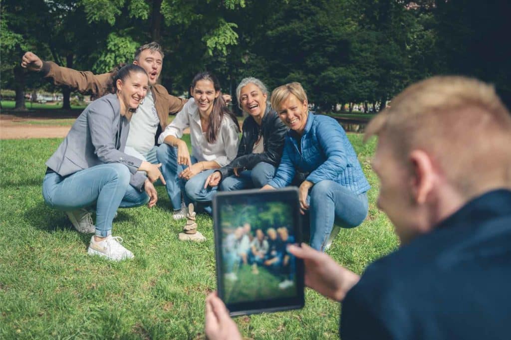 Challenge et activité de cohésion d'équipe en extérieur